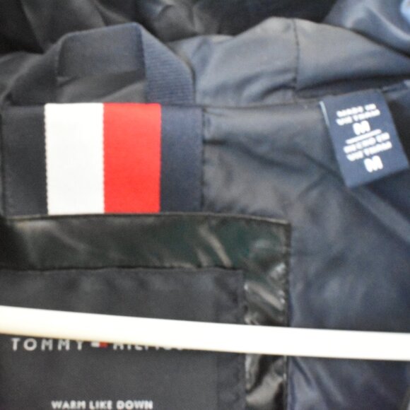 Worn only once! Men's Tommy Hilfiger Puffer Jacket - Picture 6 of 6